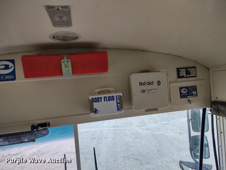 image for item DR8181 1998 Blue Bird TC2000  school bus