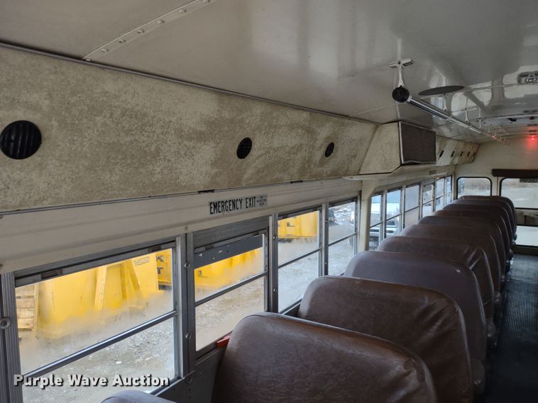 image for item DR8181 1998 Blue Bird TC2000  school bus