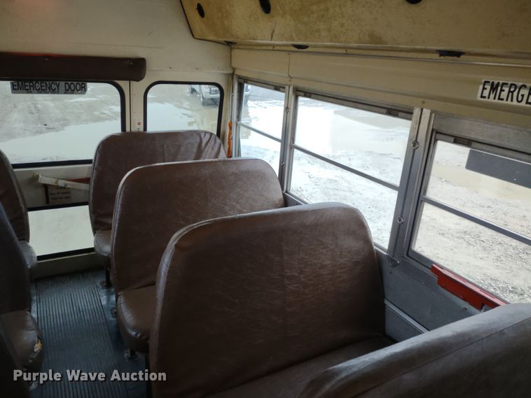 image for item DR8181 1998 Blue Bird TC2000  school bus