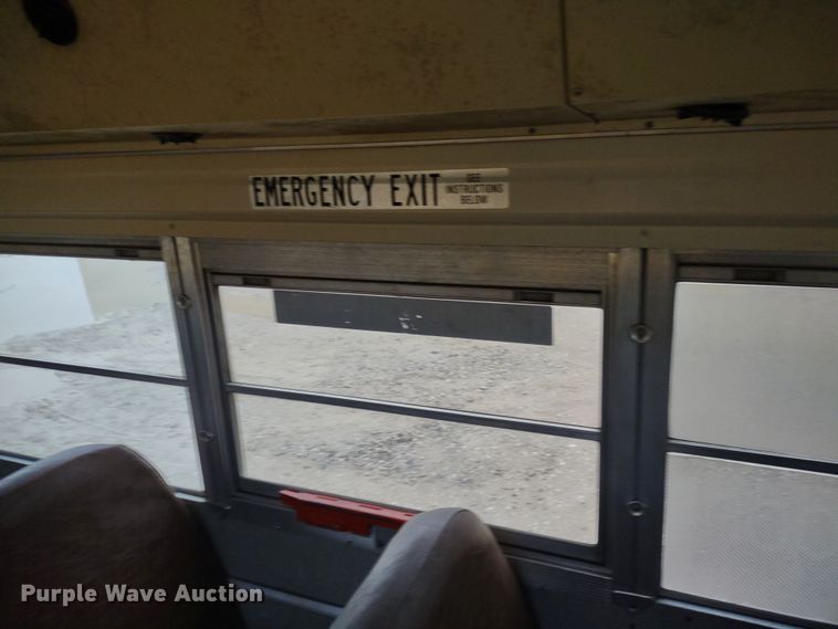 image for item DR8181 1998 Blue Bird TC2000  school bus