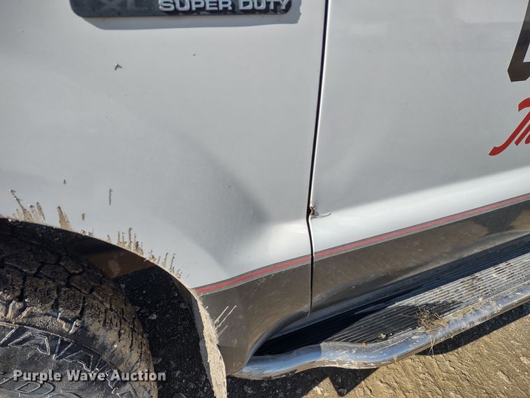 image for item DR8193 2000 Ford F250 Super Duty  pickup truck