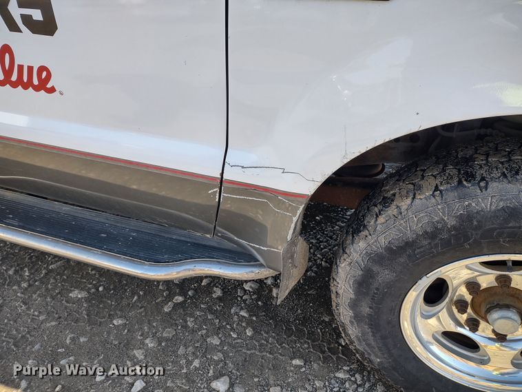 image for item DR8193 2000 Ford F250 Super Duty  pickup truck