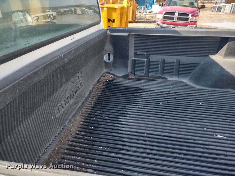 image for item DR8193 2000 Ford F250 Super Duty  pickup truck