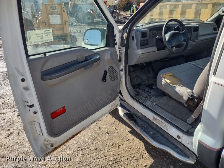 image for item DR8193 2000 Ford F250 Super Duty  pickup truck