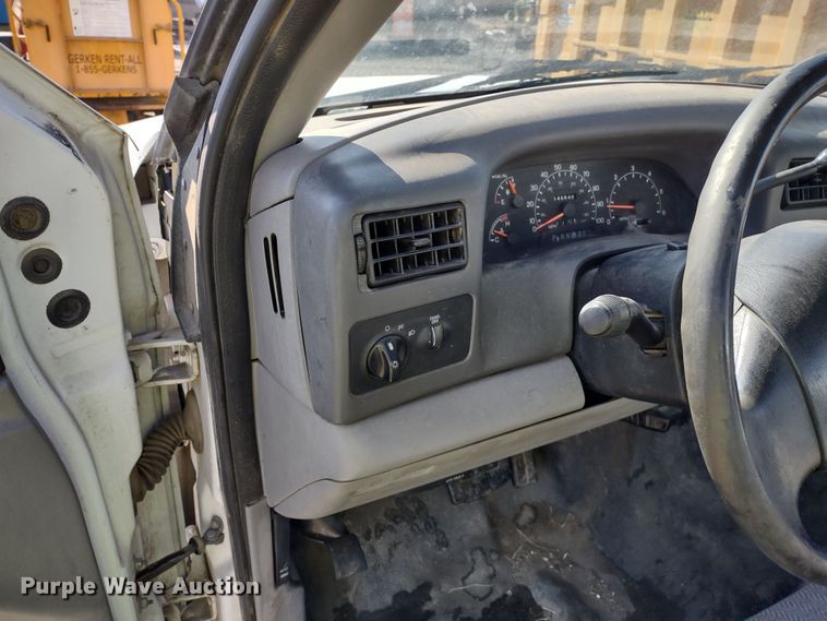 image for item DR8193 2000 Ford F250 Super Duty  pickup truck