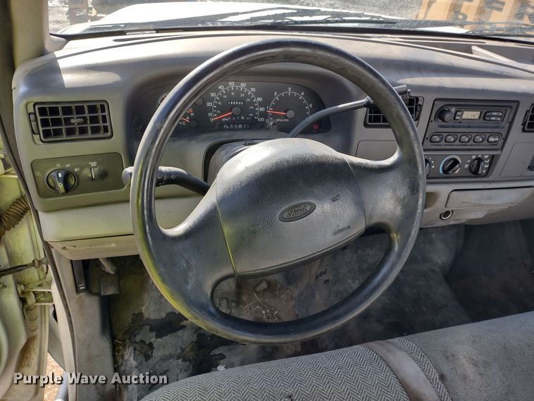 image for item DR8193 2000 Ford F250 Super Duty  pickup truck