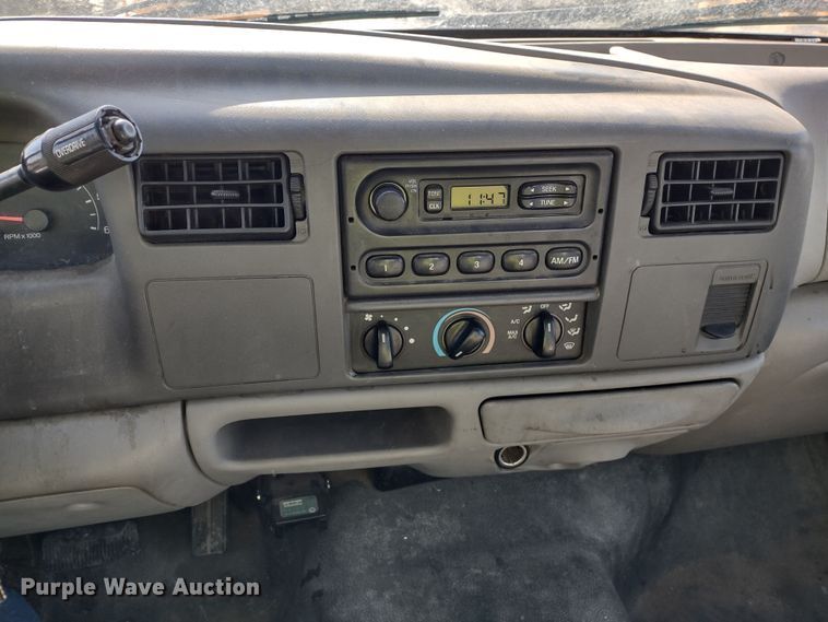 image for item DR8193 2000 Ford F250 Super Duty  pickup truck