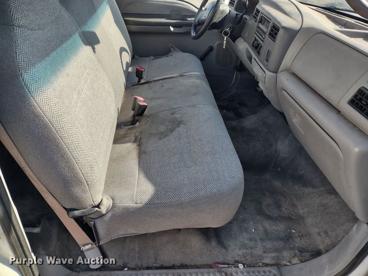 image for item DR8193 2000 Ford F250 Super Duty  pickup truck