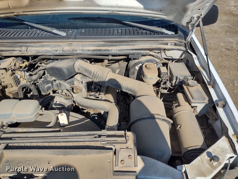 image for item DR8193 2000 Ford F250 Super Duty  pickup truck