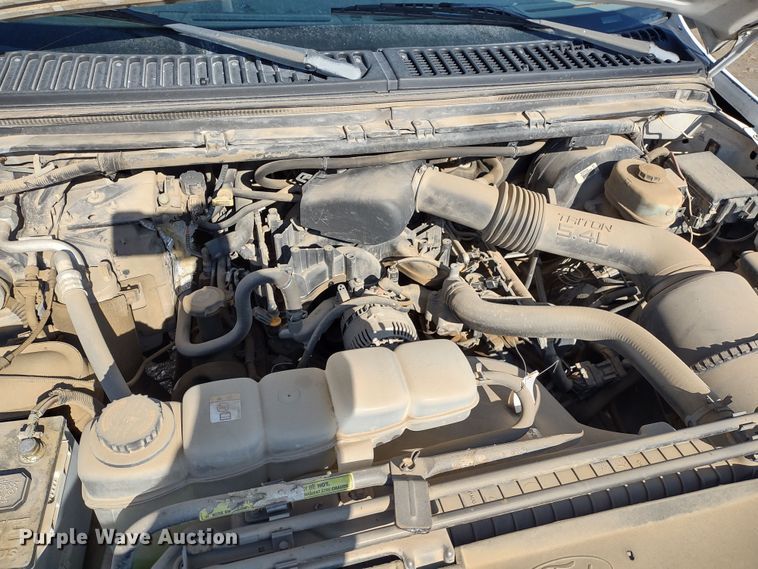 image for item DR8193 2000 Ford F250 Super Duty  pickup truck