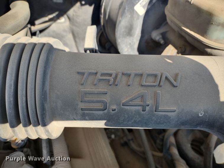 image for item DR8193 2000 Ford F250 Super Duty  pickup truck