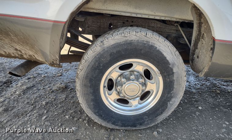 image for item DR8193 2000 Ford F250 Super Duty  pickup truck