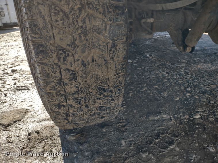 image for item DR8193 2000 Ford F250 Super Duty  pickup truck