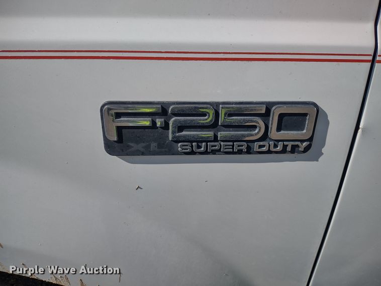 image for item DR8193 2000 Ford F250 Super Duty  pickup truck