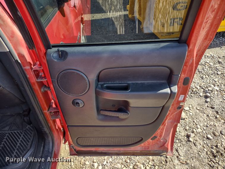 image for item DR8194 2005 Dodge Ram 1500  Quad Cab pickup truck