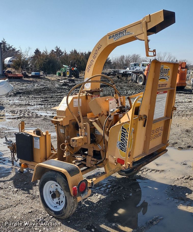 image for item DR8195 Bandit 65AW  wood chipper