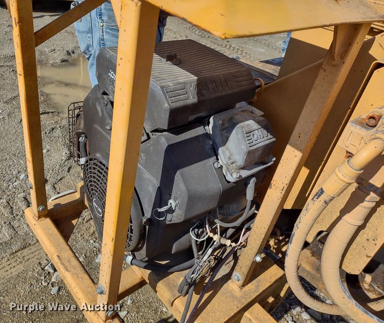 image for item DR8195 Bandit 65AW  wood chipper