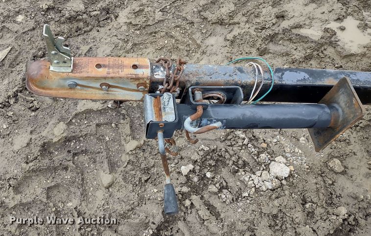 image for item DR8199 Tilt deck utility trailer