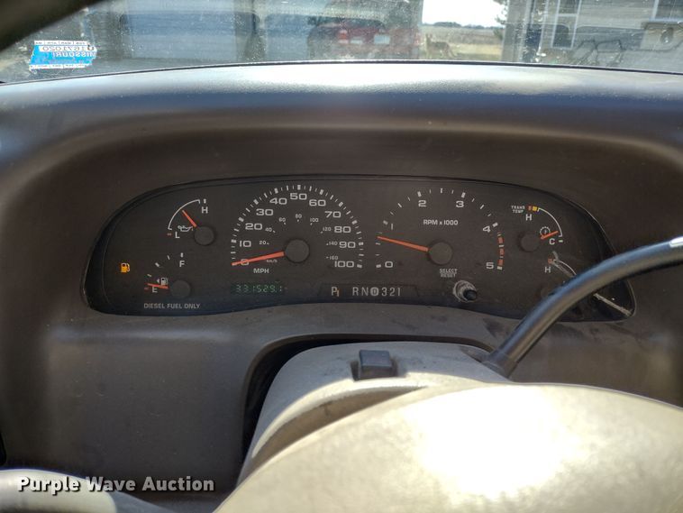 image for item DR8213 2004 Ford F350 Super Duty Lariat  Crew Cab pickup truck