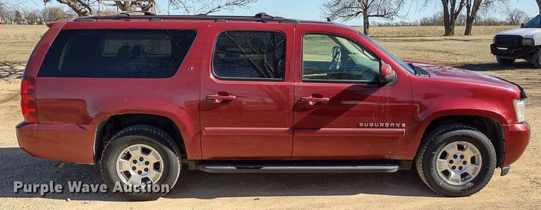 2007 Chevrolet Suburban LS 1500 SUV in Greeley, KS | Item DR8214 sold ...