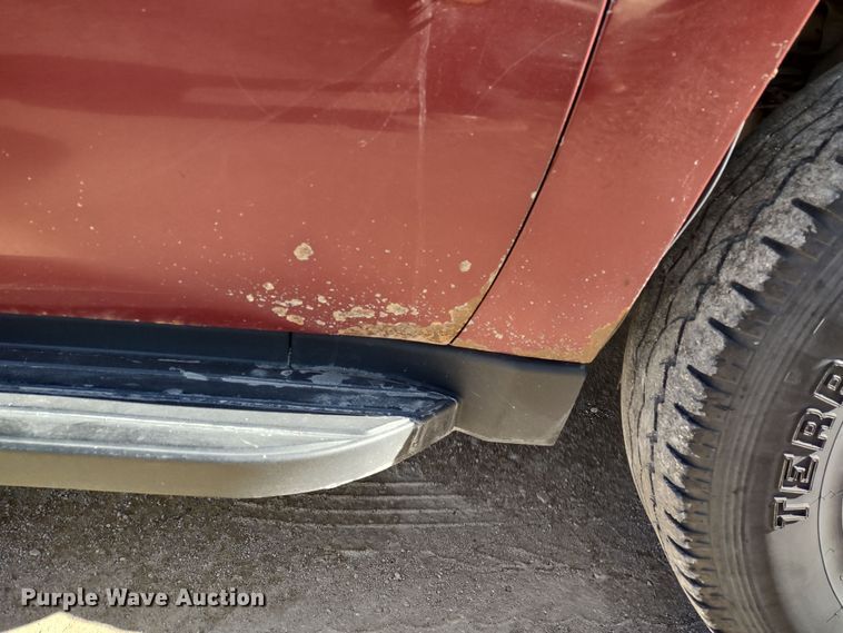 image for item DR8214 2007 Chevrolet Suburban LS 1500  SUV