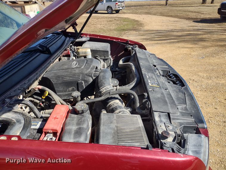 image for item DR8214 2007 Chevrolet Suburban LS 1500  SUV