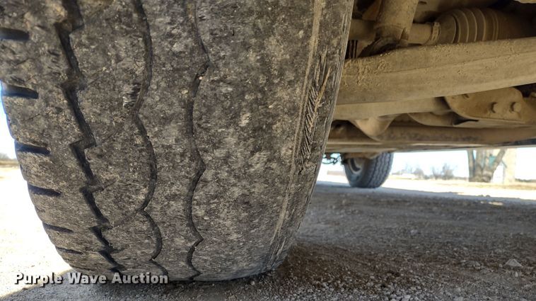 image for item DR8214 2007 Chevrolet Suburban LS 1500  SUV