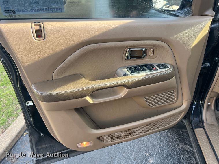 image for item DS2742 2005 Honda Pilot  SUV