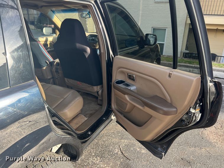 image for item DS2742 2005 Honda Pilot  SUV