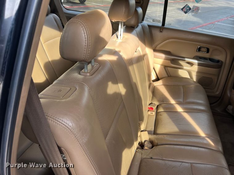 image for item DS2742 2005 Honda Pilot  SUV