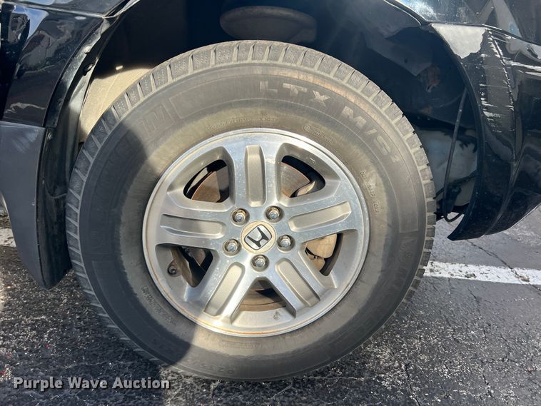 image for item DS2742 2005 Honda Pilot  SUV