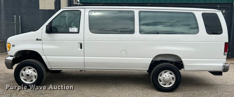 image for item DS2743 1999 Ford E350 Super Duty  van