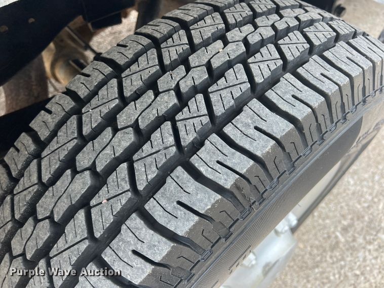 image for item DS2743 1999 Ford E350 Super Duty  van