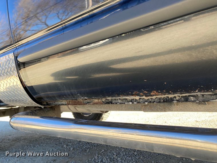 image for item DS6753 2007 Dodge Ram 1500 SLT  Mega Cab pickup truck