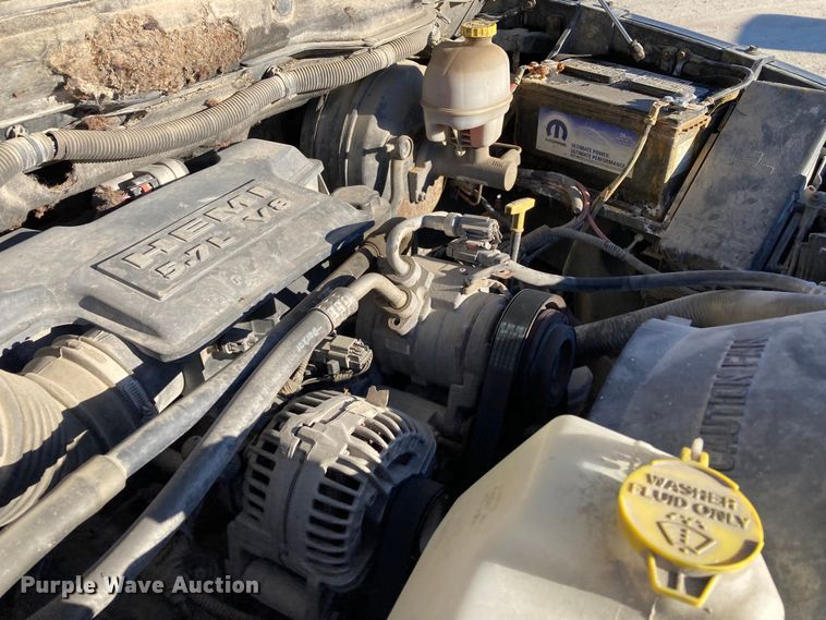 image for item DS6753 2007 Dodge Ram 1500 SLT  Mega Cab pickup truck