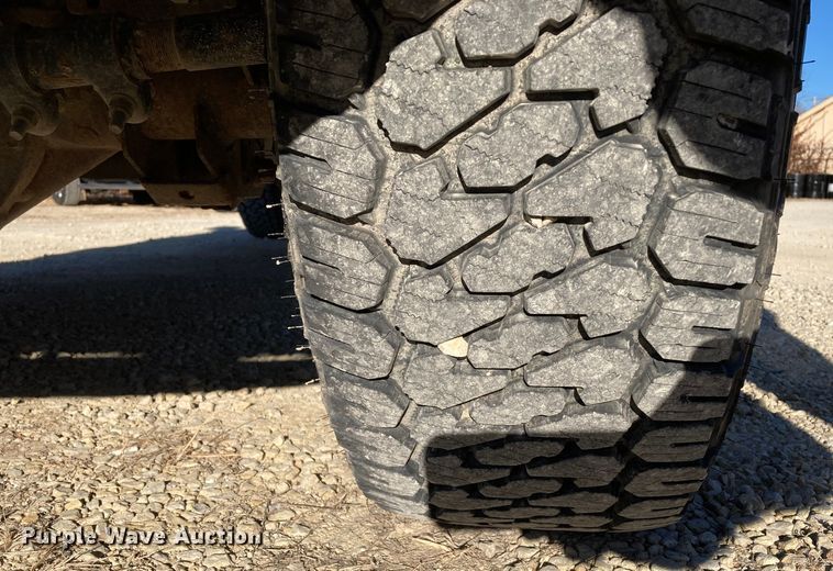 image for item DS6753 2007 Dodge Ram 1500 SLT  Mega Cab pickup truck