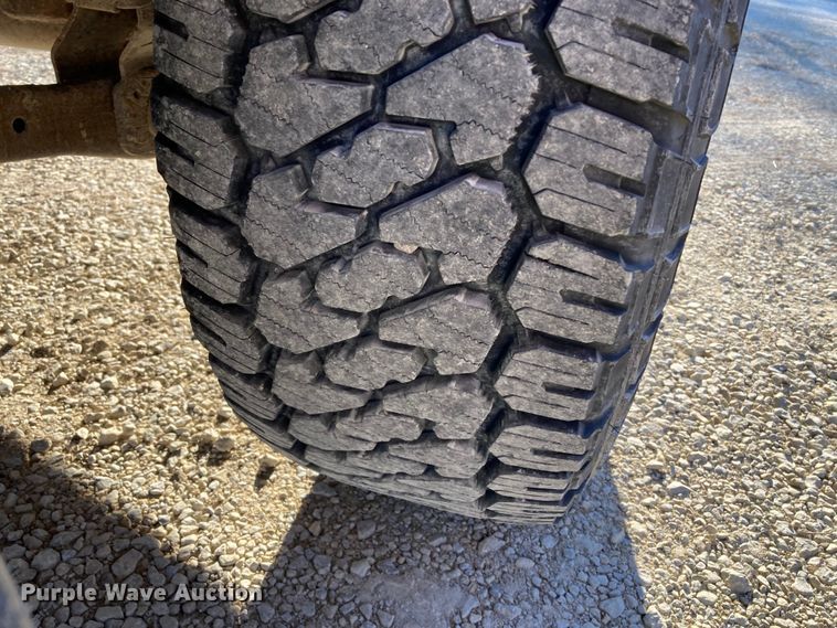 image for item DS6753 2007 Dodge Ram 1500 SLT  Mega Cab pickup truck