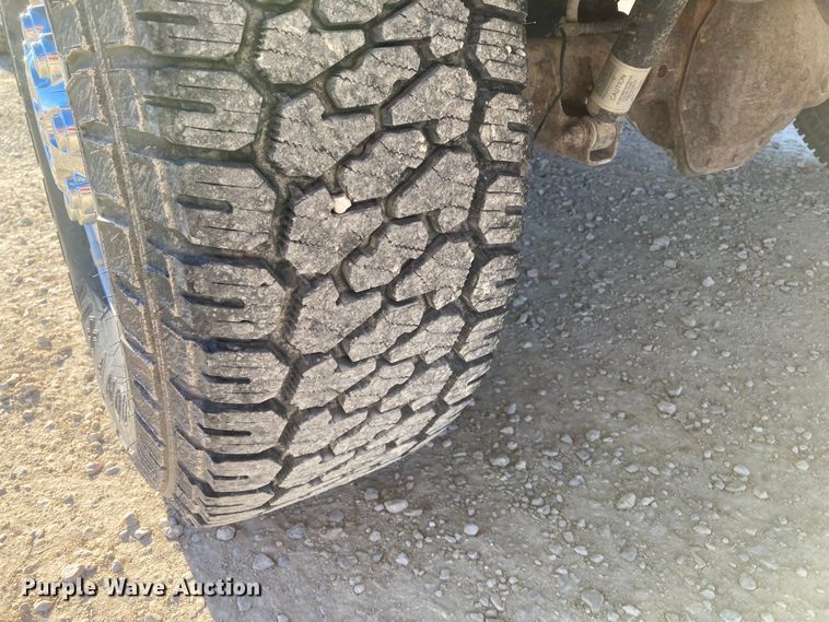 image for item DS6753 2007 Dodge Ram 1500 SLT  Mega Cab pickup truck