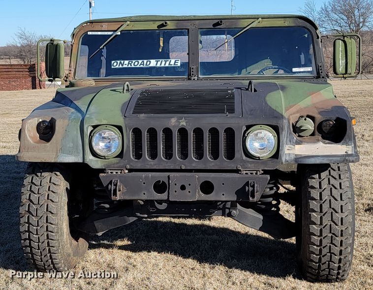 image for item HG9368 2006 Am General M1097R1 HMMWV Humvee SUV