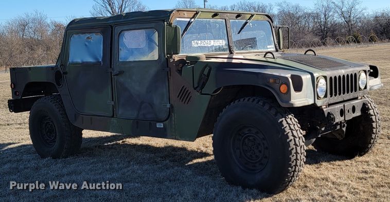 image for item HG9368 2006 Am General M1097R1 HMMWV Humvee SUV