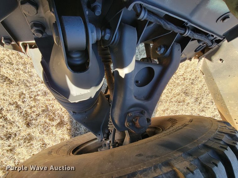 image for item HG9368 2006 Am General M1097R1 HMMWV Humvee SUV