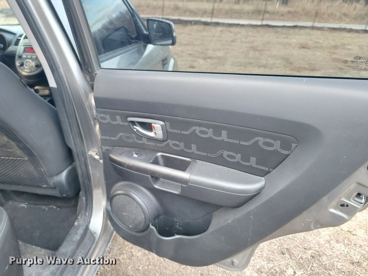 image for item HG9384 2013 Kia Soul