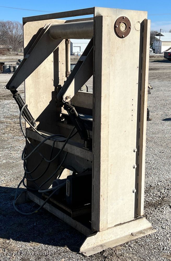 image for item HG9387 Thomas Manufacturing  press brake