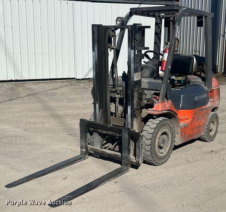 image for item HG9391 Toyota  forklift