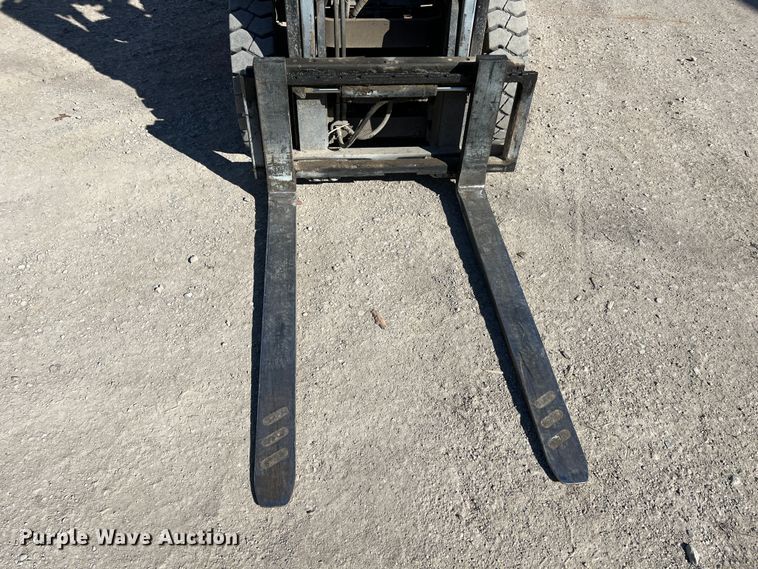 image for item HG9391 Toyota  forklift