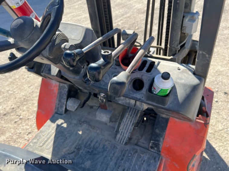 image for item HG9391 Toyota  forklift