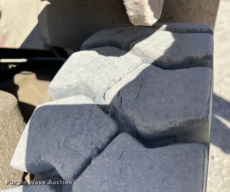 image for item HG9391 Toyota  forklift