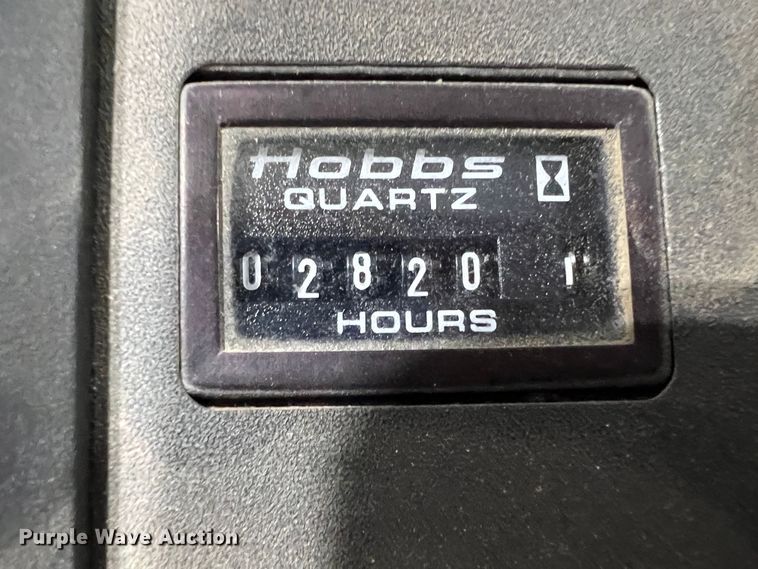 image for item HG9397 Tennant 480EE  floor scrubber