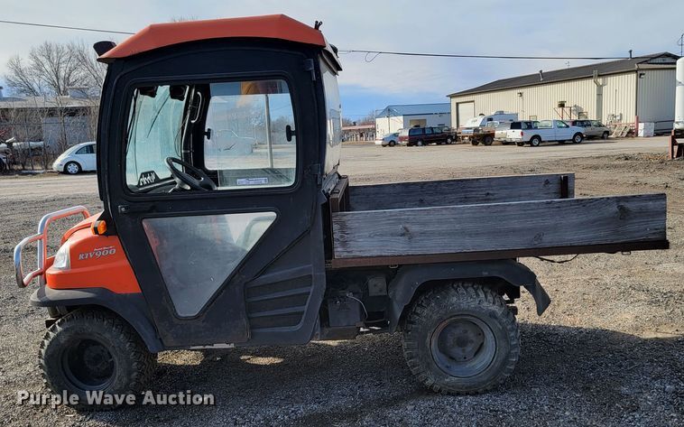 image for item HG9398 2004 Kubota RTV900  utility vehicle