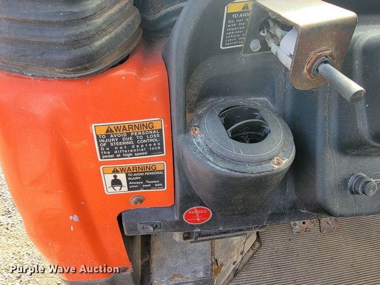 image for item HG9398 2004 Kubota RTV900  utility vehicle